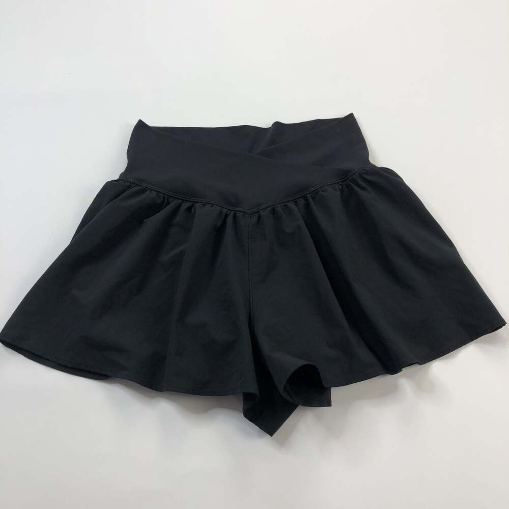 OFFLINE By Aerie Real Me Medium (Fit 24W) Crossover Flowy Short Black